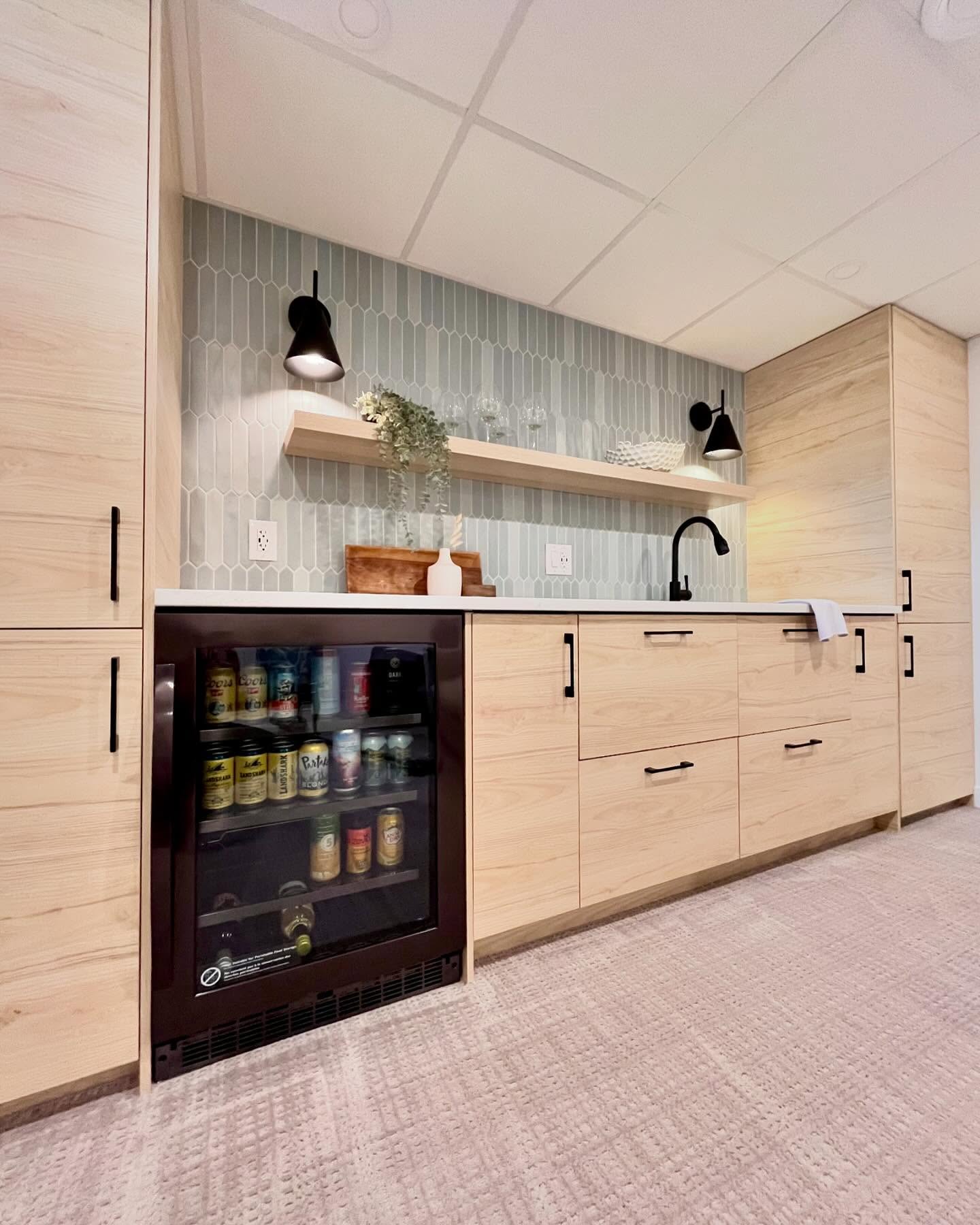 Project Lilac: Basement Wet Bar: Basement in Winnipeg, MB