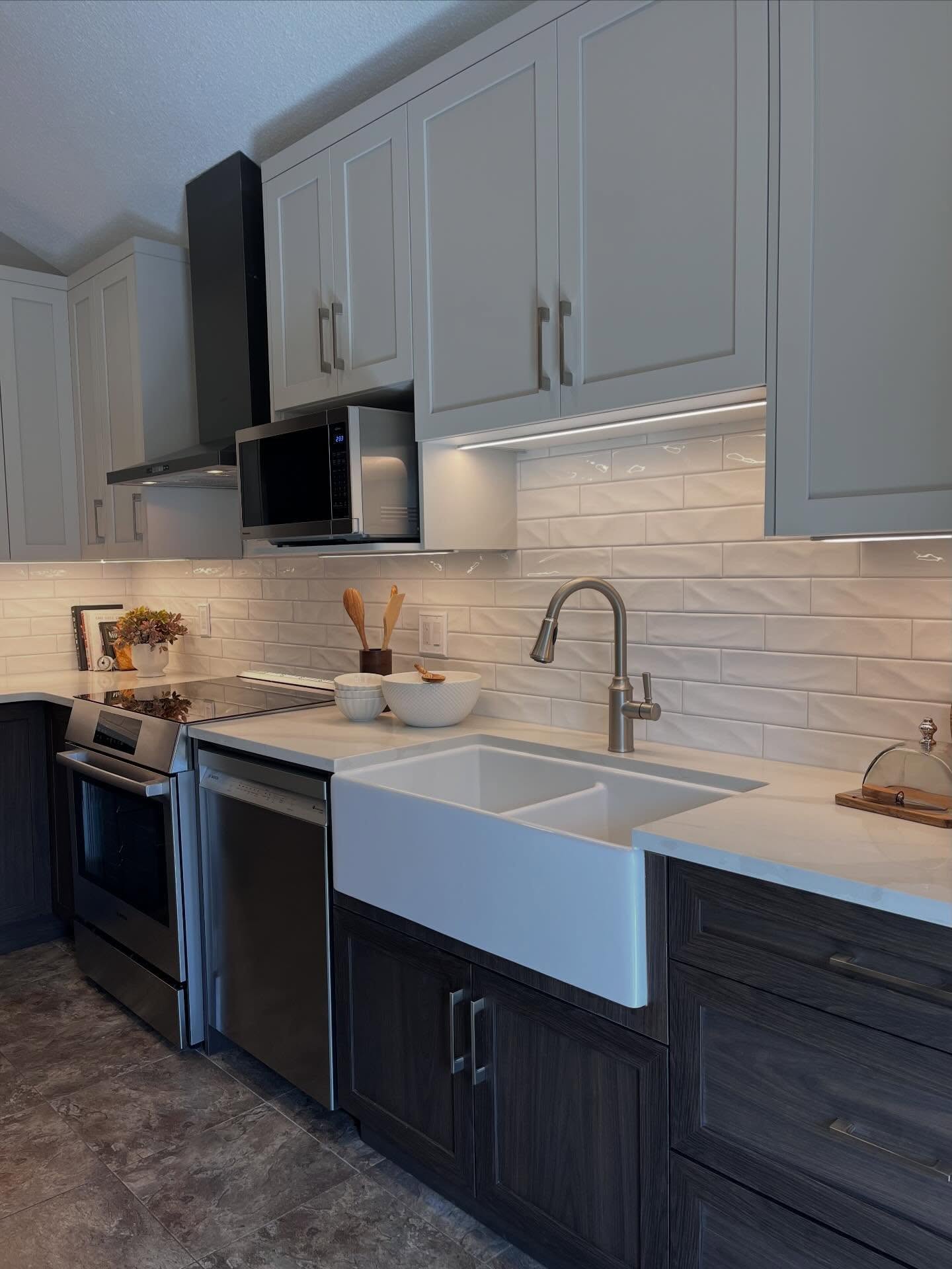Modern Canadian Farmhouse Design Ideas